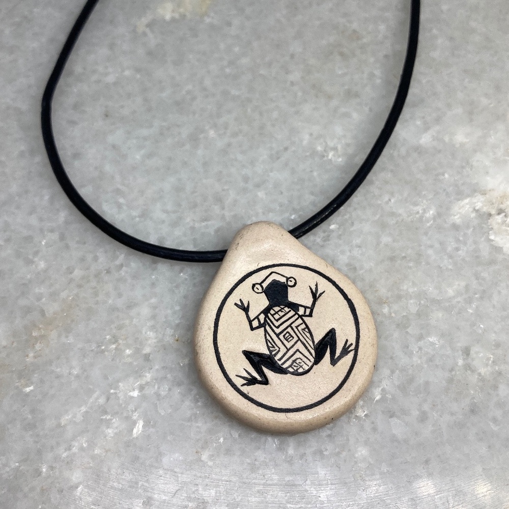 Clay Painted Frog Pendant Native American Style New Leather Cord 22”  Cream